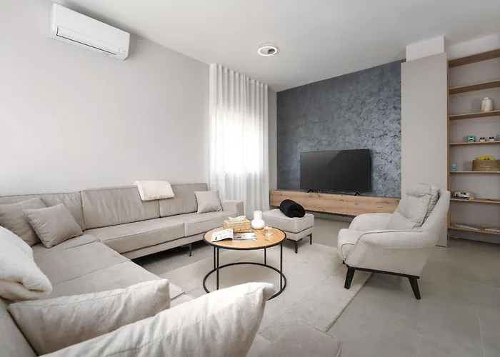 Vila Paris